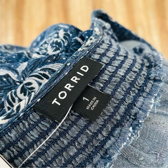 TORRID Chambray Floral Short Sleeve Dress - Picture 7 of 8